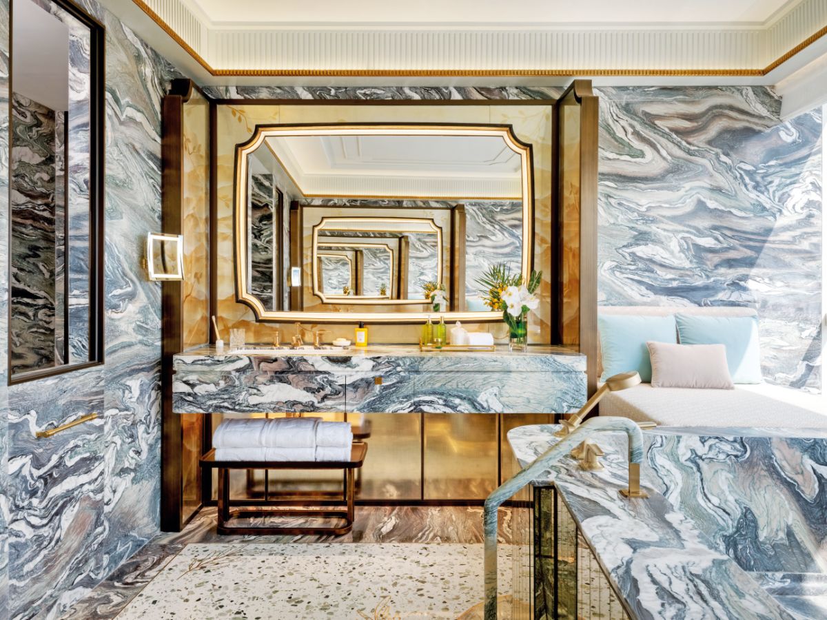 The Shangri-La Suite - Master Bathroom
