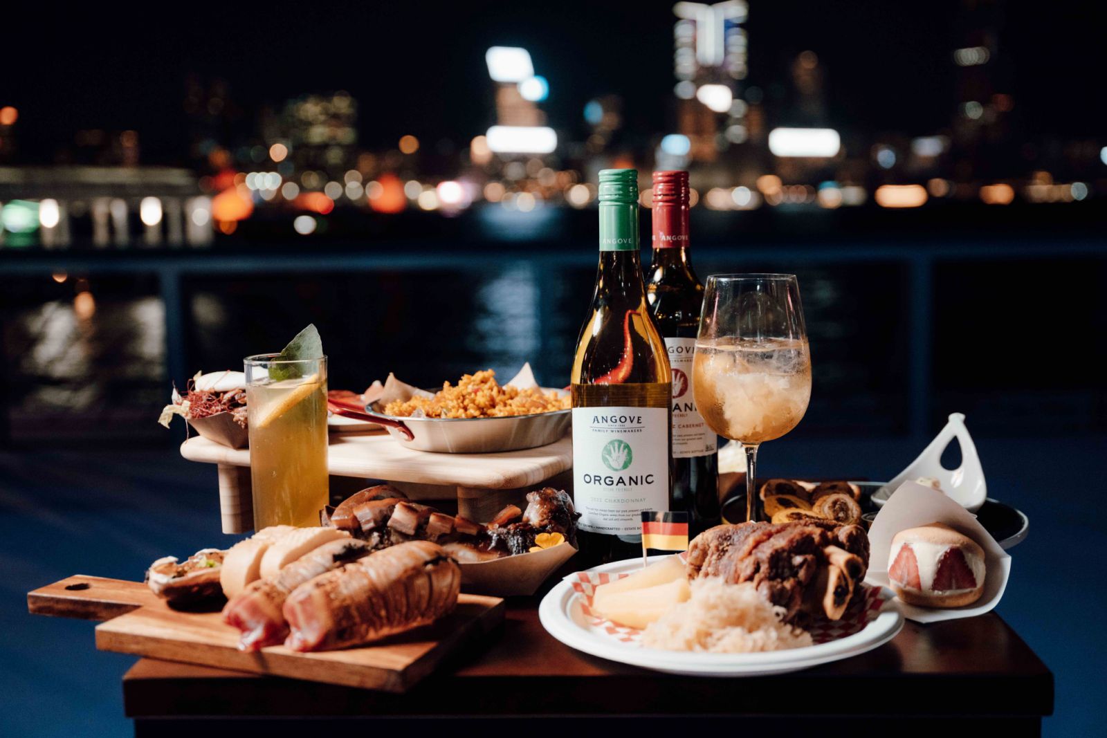 The Hong Kong Wine and Dine Festival featured over 300 booths of wine, spirits, and more