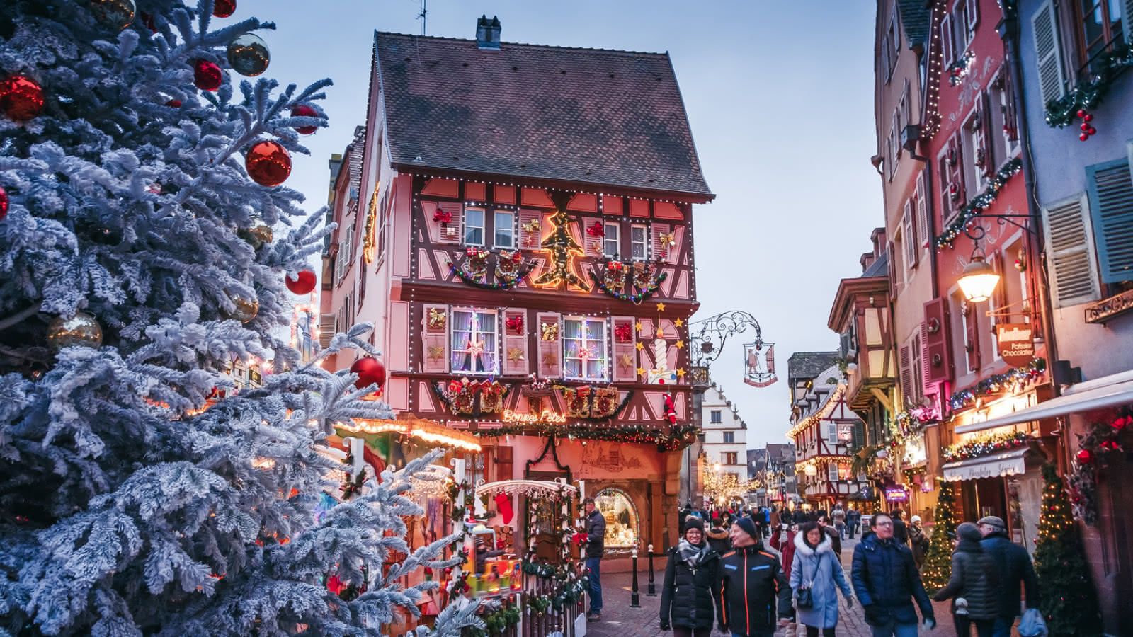 A Christmas Village in Alsace (Photo: noel.alsace)