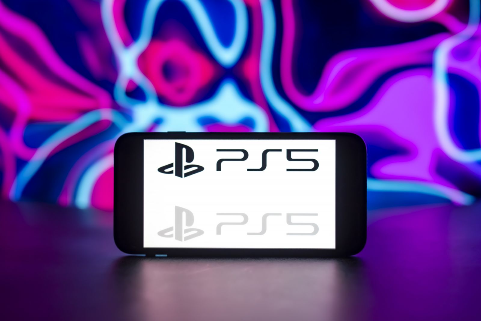 INDIA - 2023/12/20: In this photo illustration, the Play Station 5 (PS5) logo is seen displayed on a mobile phone screen. (Photo Illustration by Idrees Abbas/SOPA Images/LightRocket via Getty Images)