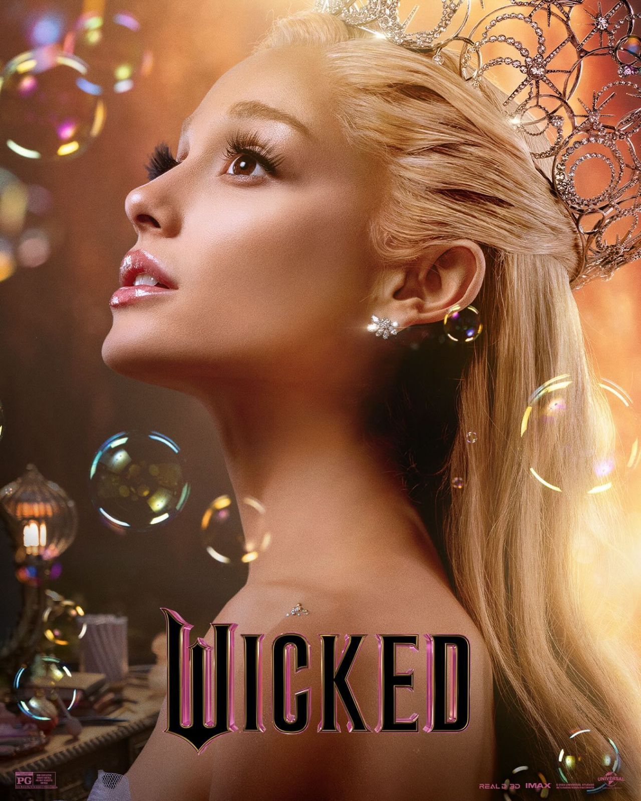 Glinda do Ariana Grande thủ vai