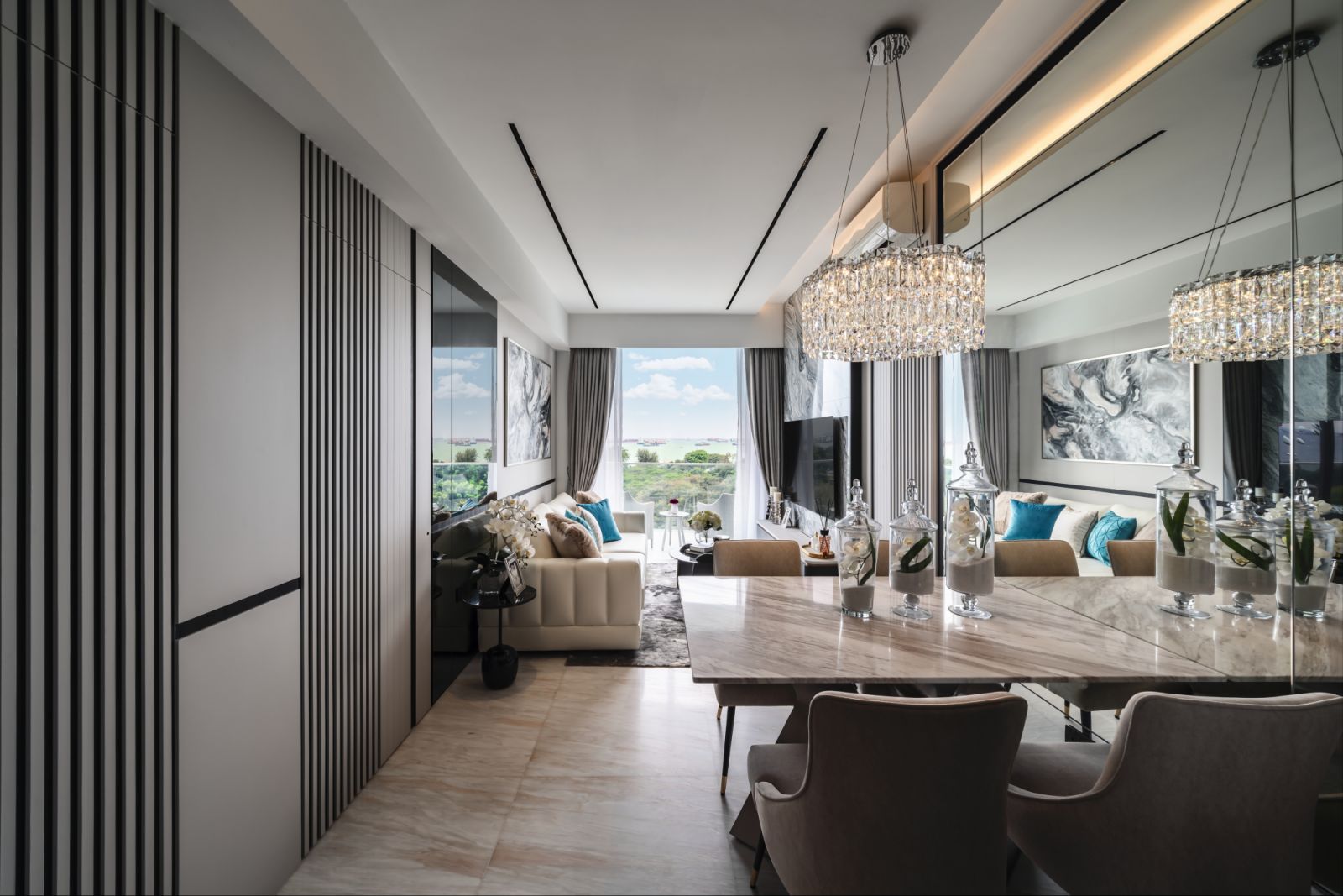Summerhaus D'zign Coastline Residences