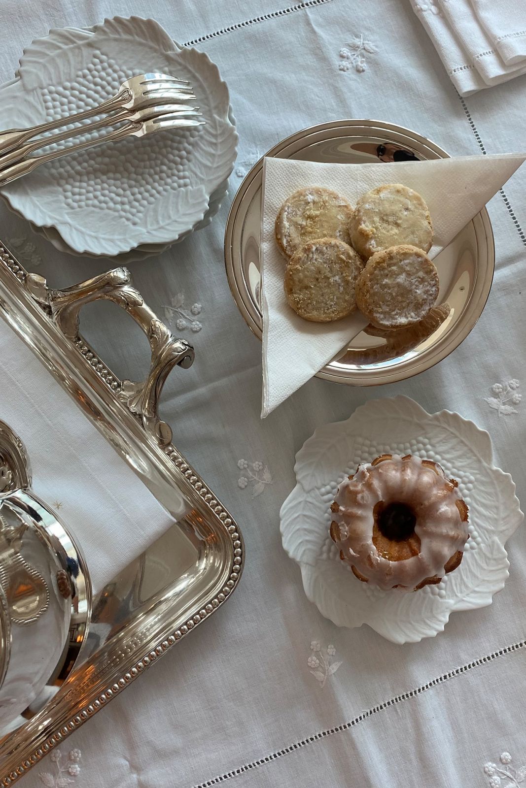 Fine silverware on a tablescape in Paris