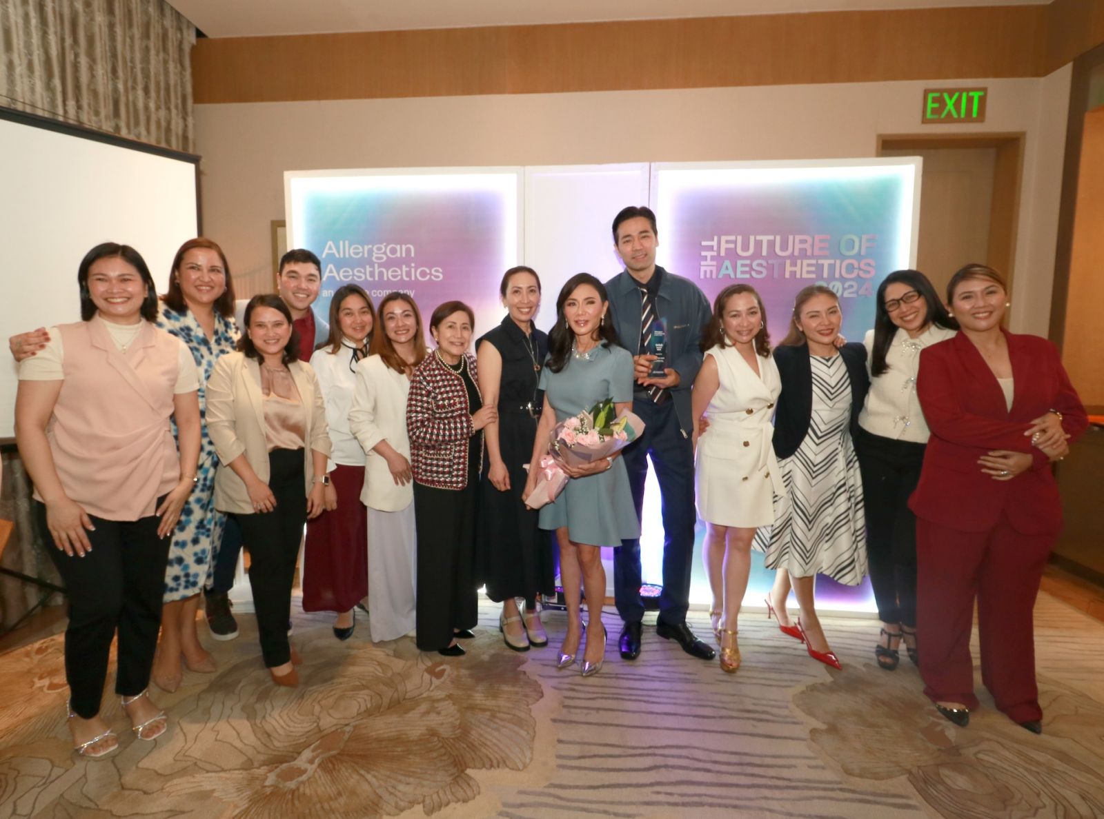 Dr Vicki Belo and Dr Hayden Kho, Jr with the Belo Medical Group team receiving the prestigious Gold Award from Allergan Aesthetics