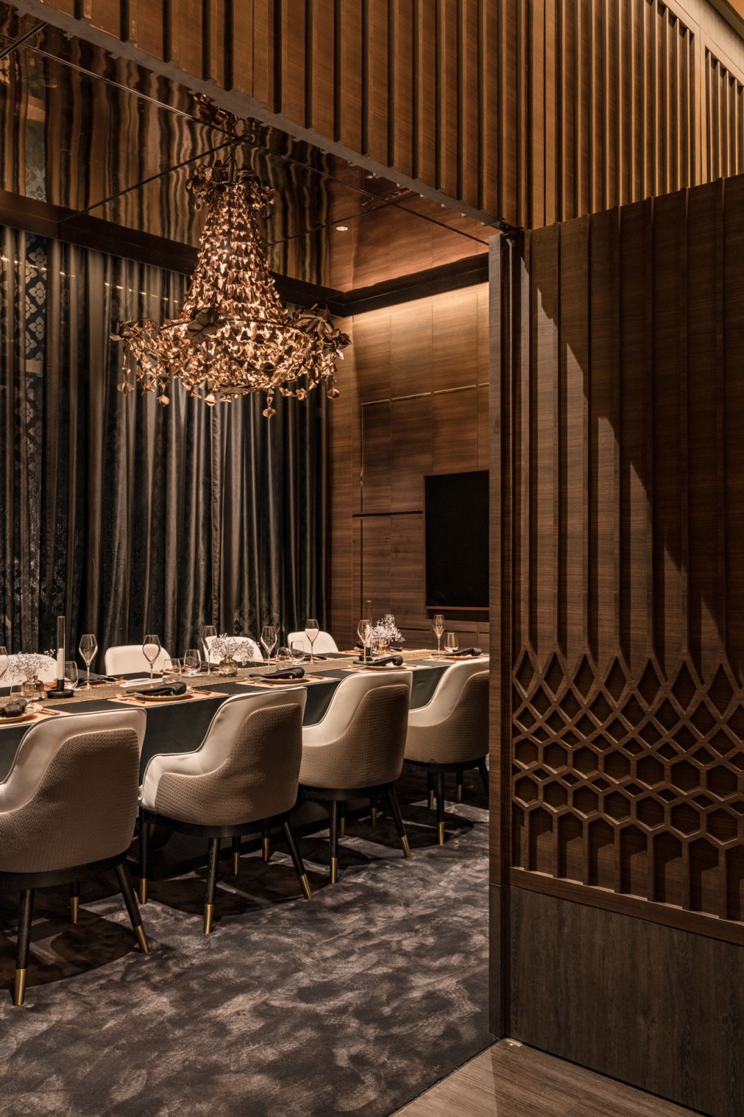 The intricate detailing on the wood panelled doors and walls (Photos: Chim by Chef Noom)