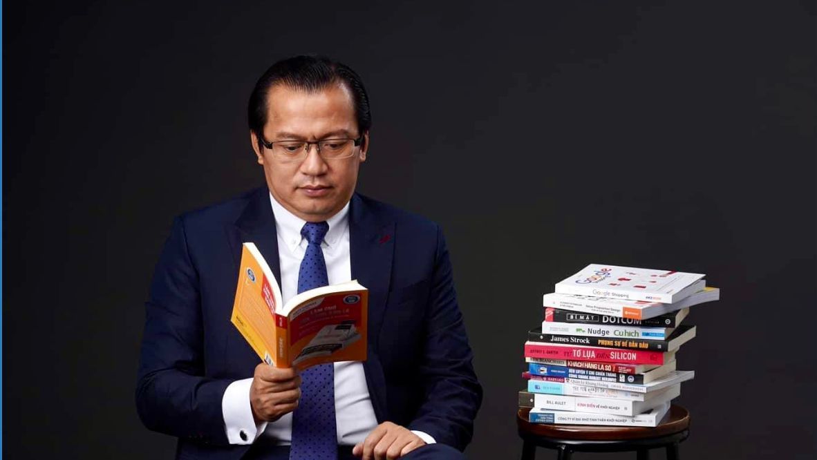 Hành trình không chỉ hiện thực hóa niềm đam mê với sách của doanh nhân, mà còn góp phần thay đổi nhận thức nâng tầm văn hóa đọc, đặc biệt với thế hệ trẻ. Ảnh: Facebook / Nguyen Tuan Quynh