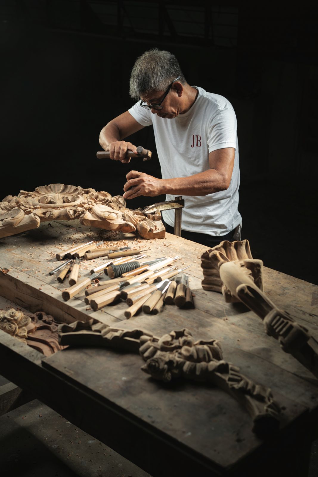 A craftsman at work (Photo: Courtesy of JB Woodcraft)
