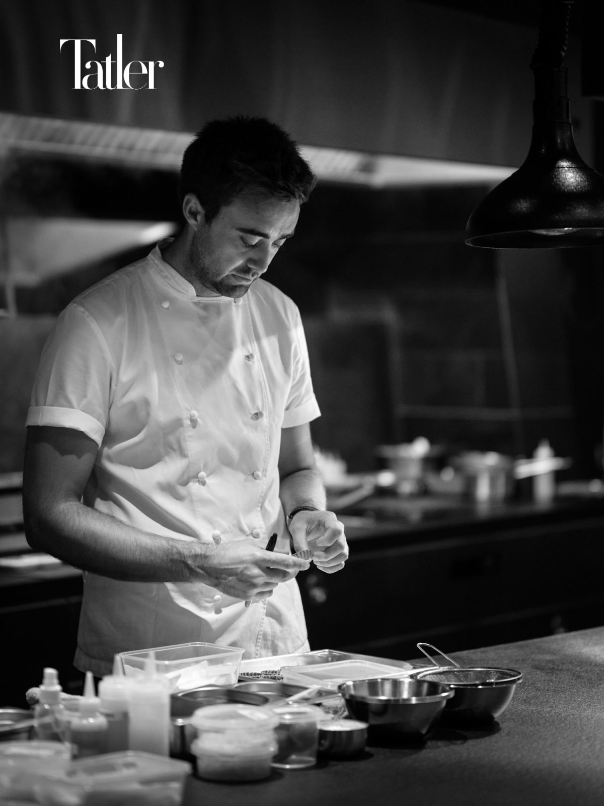 Executive Chef của nhà hàng Aulis Phuket, Oli Marlow