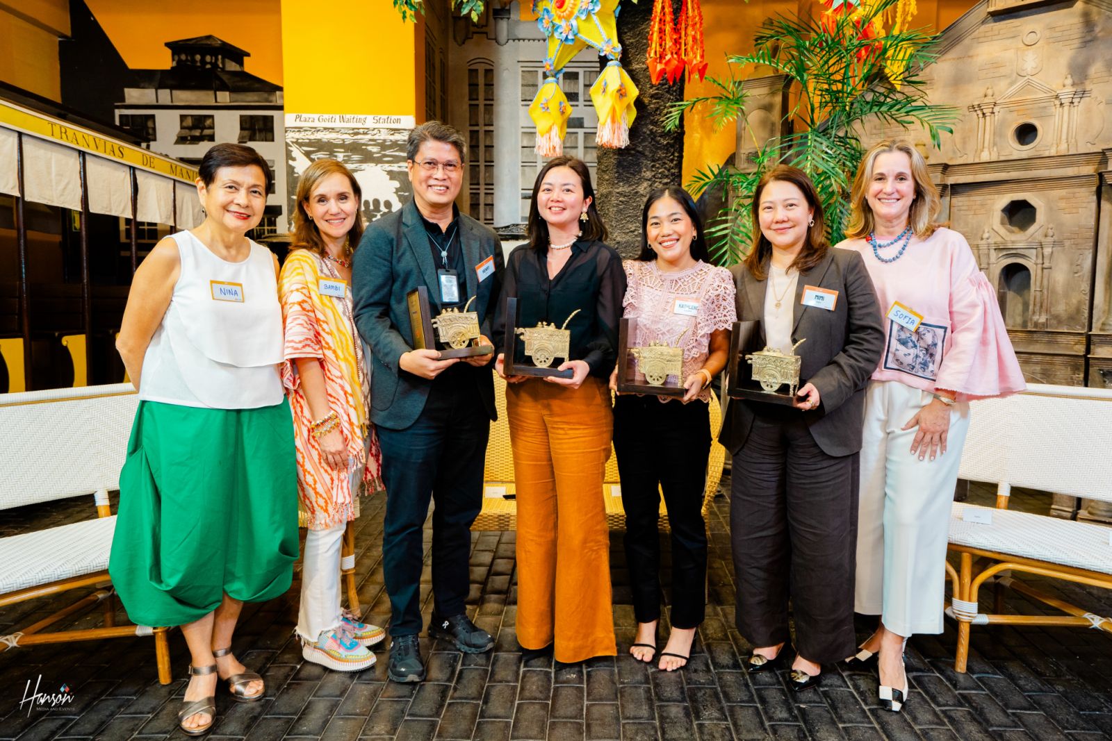 Nina Lim-Yuson, Bambi Mañosa-Tanjutco, and Sofia Zobel Elizalde (far-right) with representatives of Museo Pambata’s major sponsors and partners: Makati Development Corporation Commercial Group Head Henry Realon, Globe VP Head of Marketing Communications Crisela Magpayo-Cervantes, Jollibee Foods Corporation Brand Manager for Kids Category Kathlene Facun, and HSBC Country Head of Wholesale Banking Mimi Concha