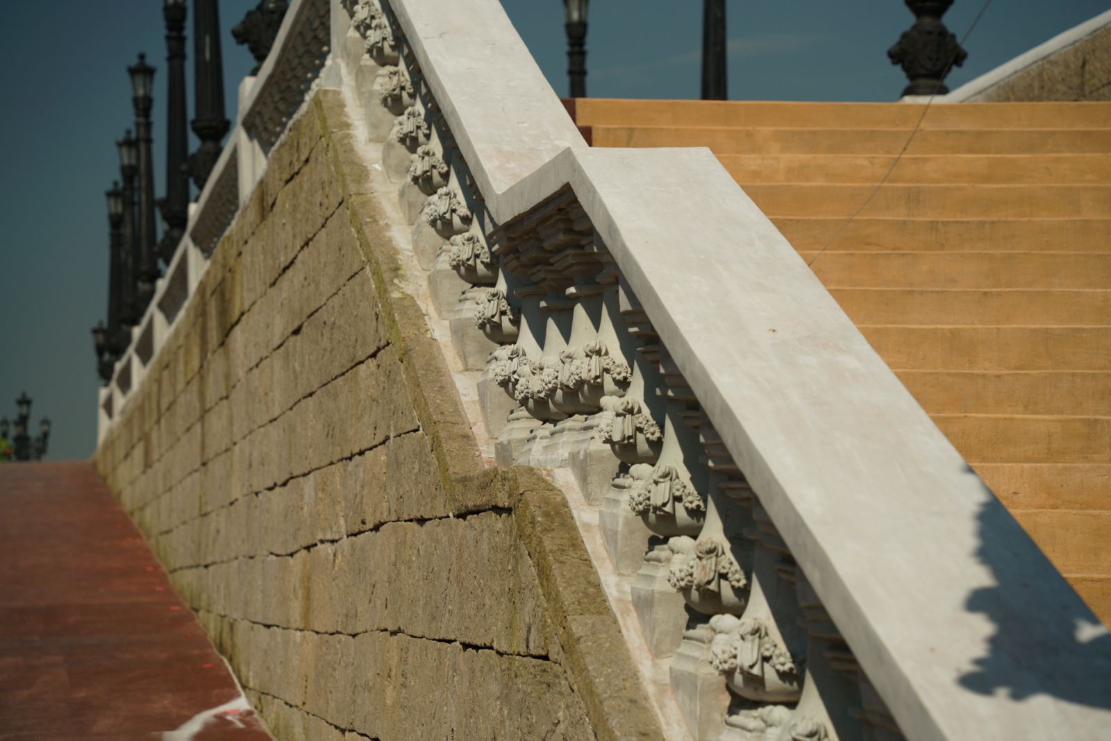 Art deco details of the esplanade