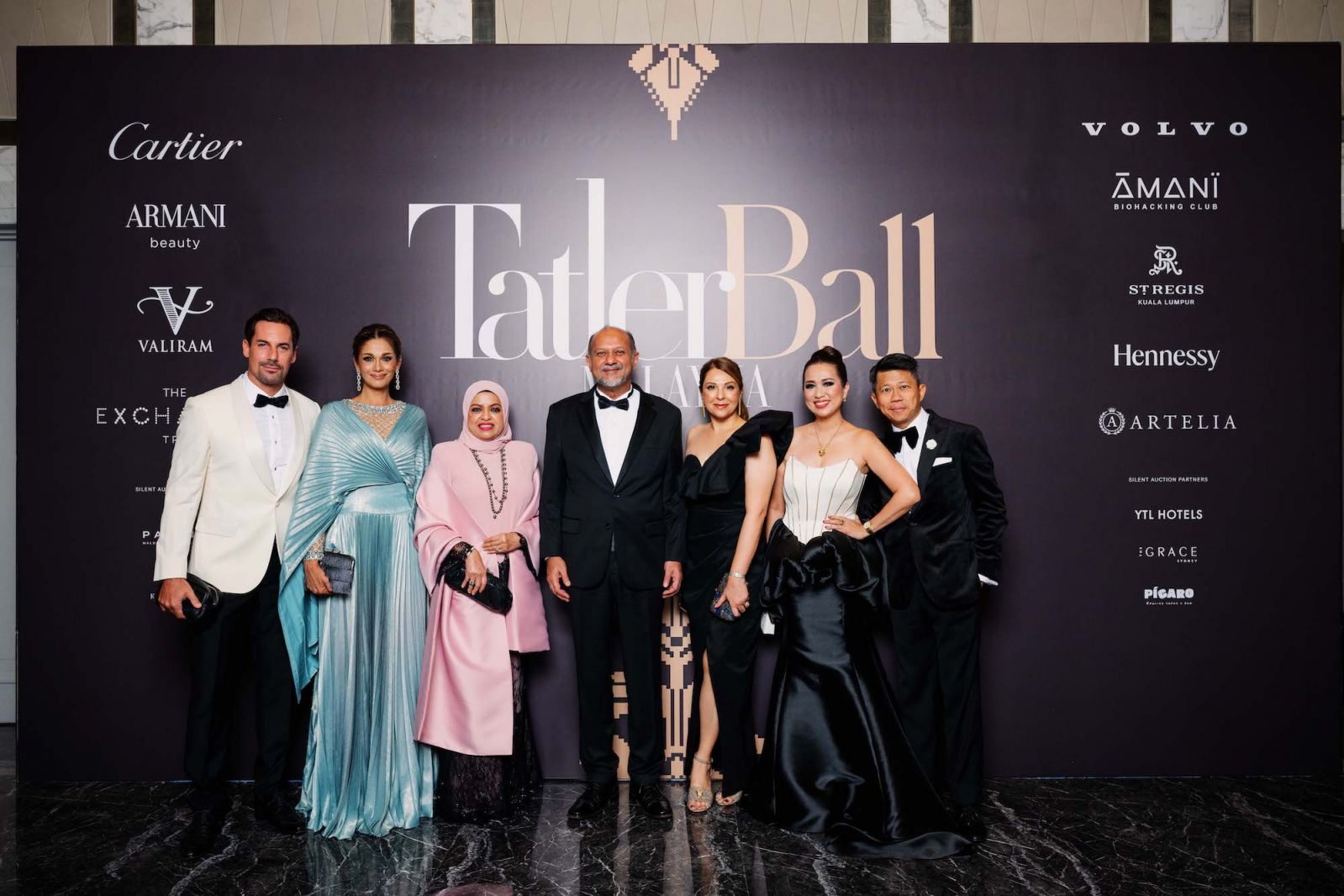 Roberto Guiati, Kavita Sidhu, Tan Sri Shahrizat Abdul Jalil, Gobind Singh Deo, Sangeeta Sidhu, Datin Yvette Kang and Datuk Michael Tang
