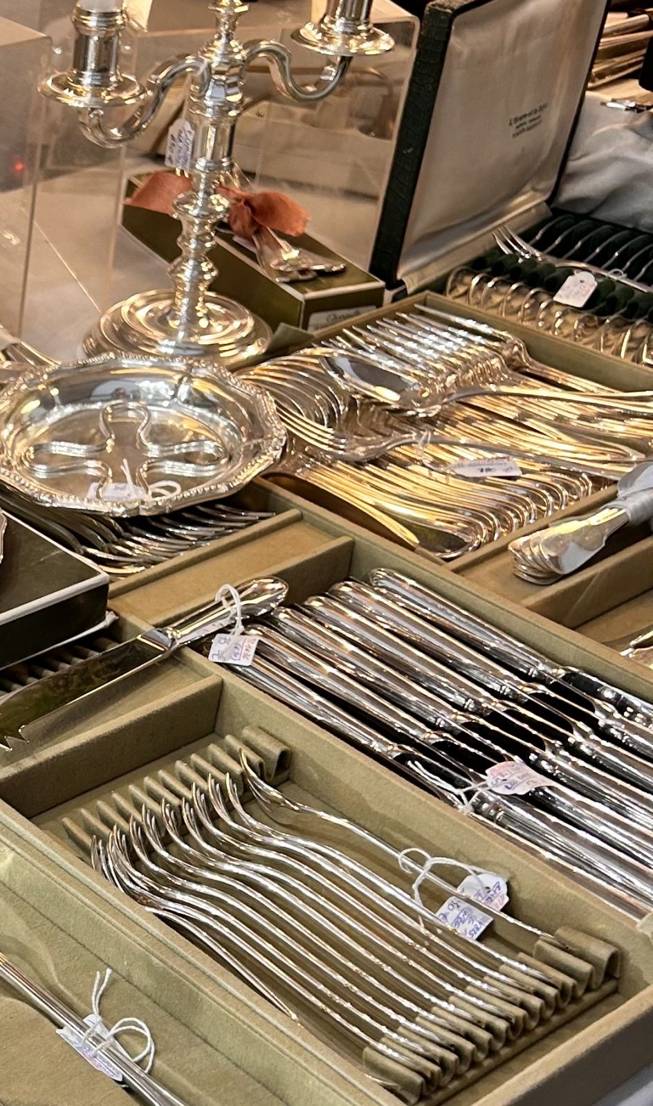 A fine selection of vintage tableware