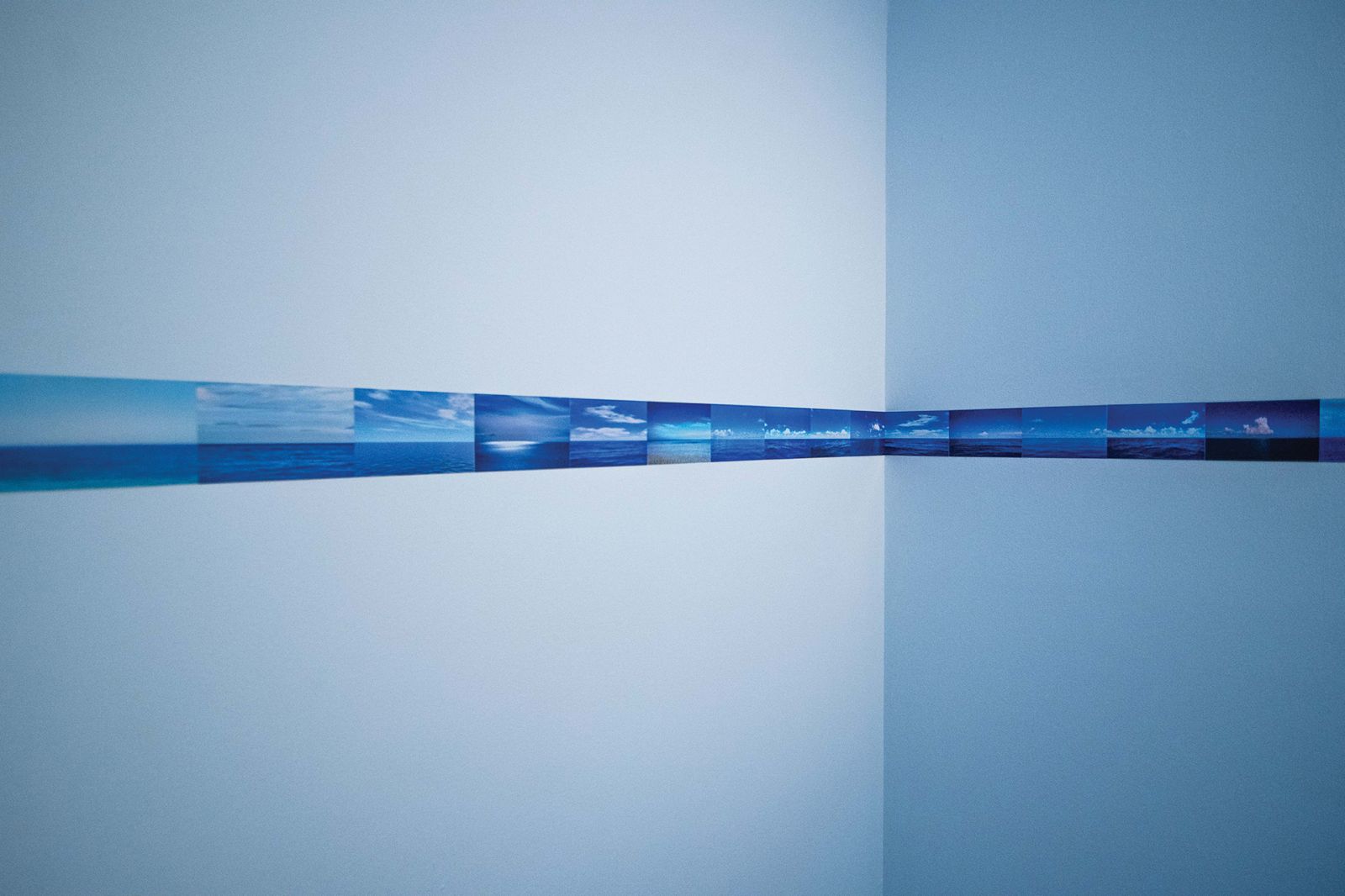 Isabel and Alfredo Aquilizan, ‘Horizon Line’ (detail), 2013-2022, 230 postcards (collected images from the Internet) (Photo: Clefvan Pornela / Courtesy of Ateneo Art Gallery)