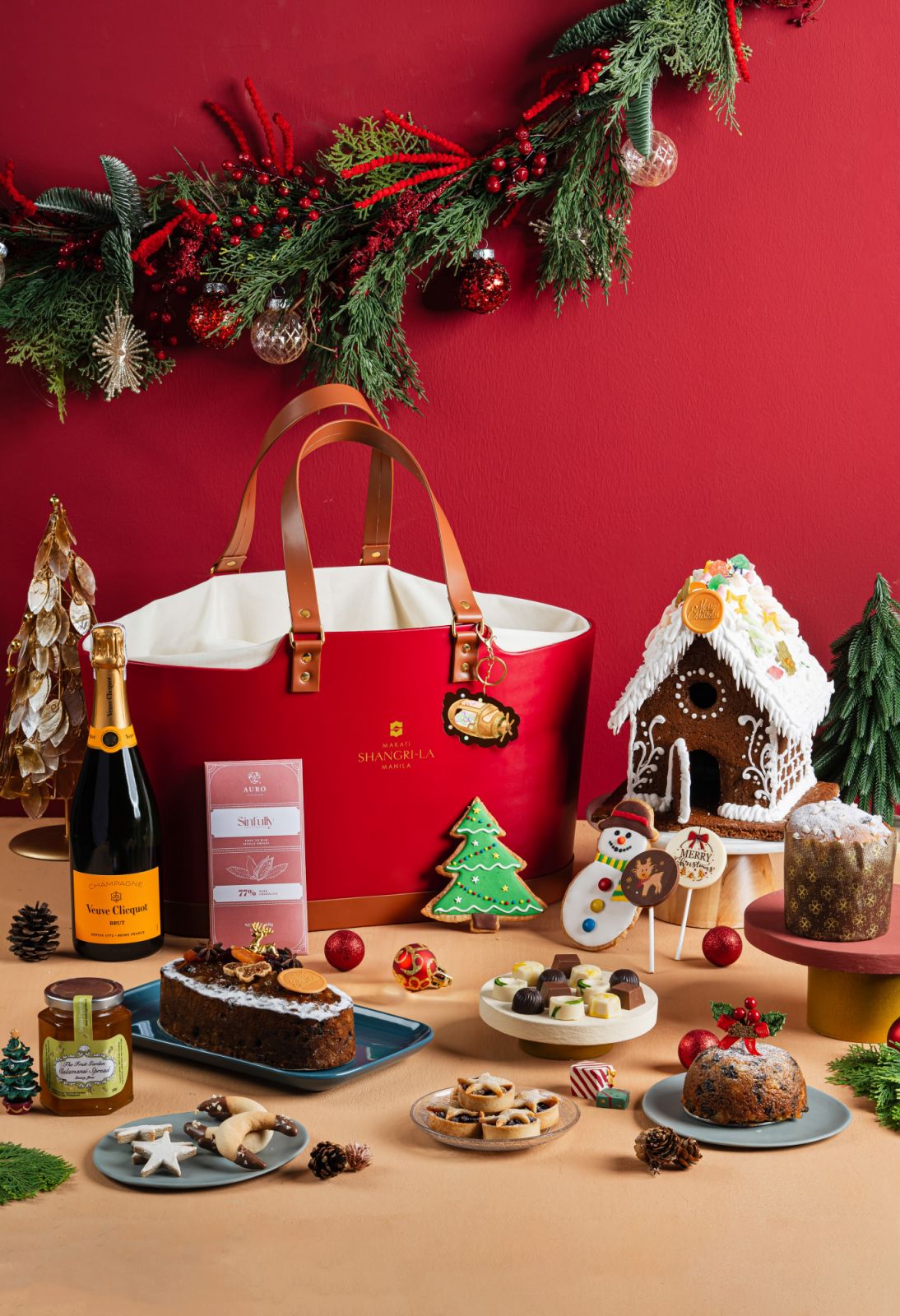 Makati Shangri-La's Yuletide Treasures Hamper (Photo: Makati Shangri-La)