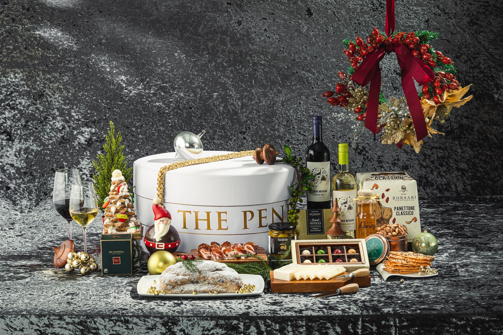 The Peninsula Manila's Gourmet Hamper (Photo: The Peninsula Manila)