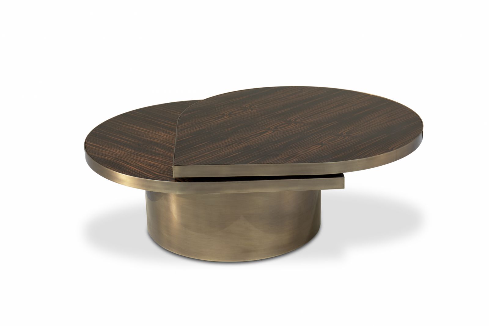 The tear-shaped top swivels to expand into a tiered design (Photo: Koket)