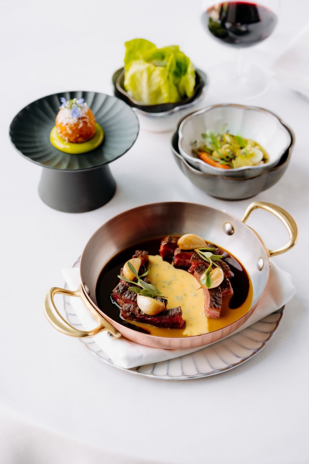 Black Angus with three types of sauces
