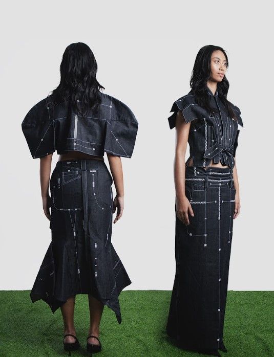 An ensemble by Renz Reyes (Photo: Makie Cruz)