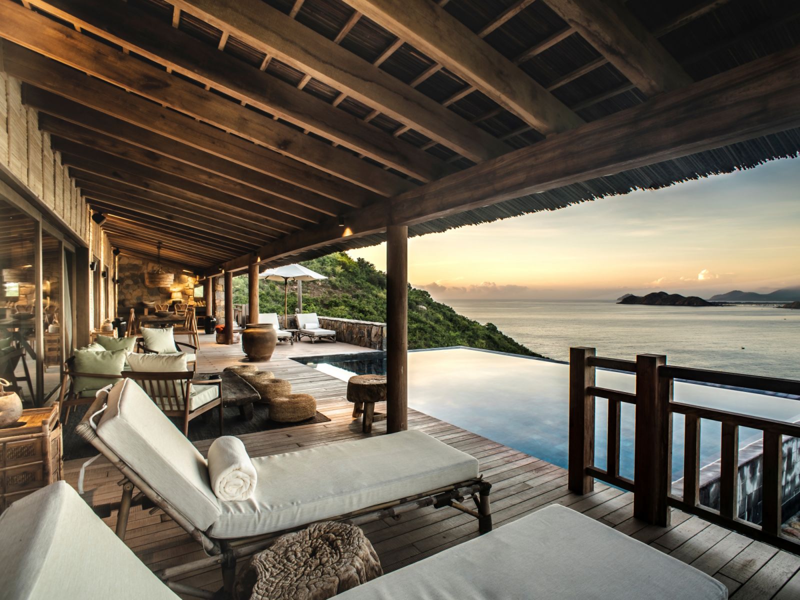 Grand Bay Pool Villa
