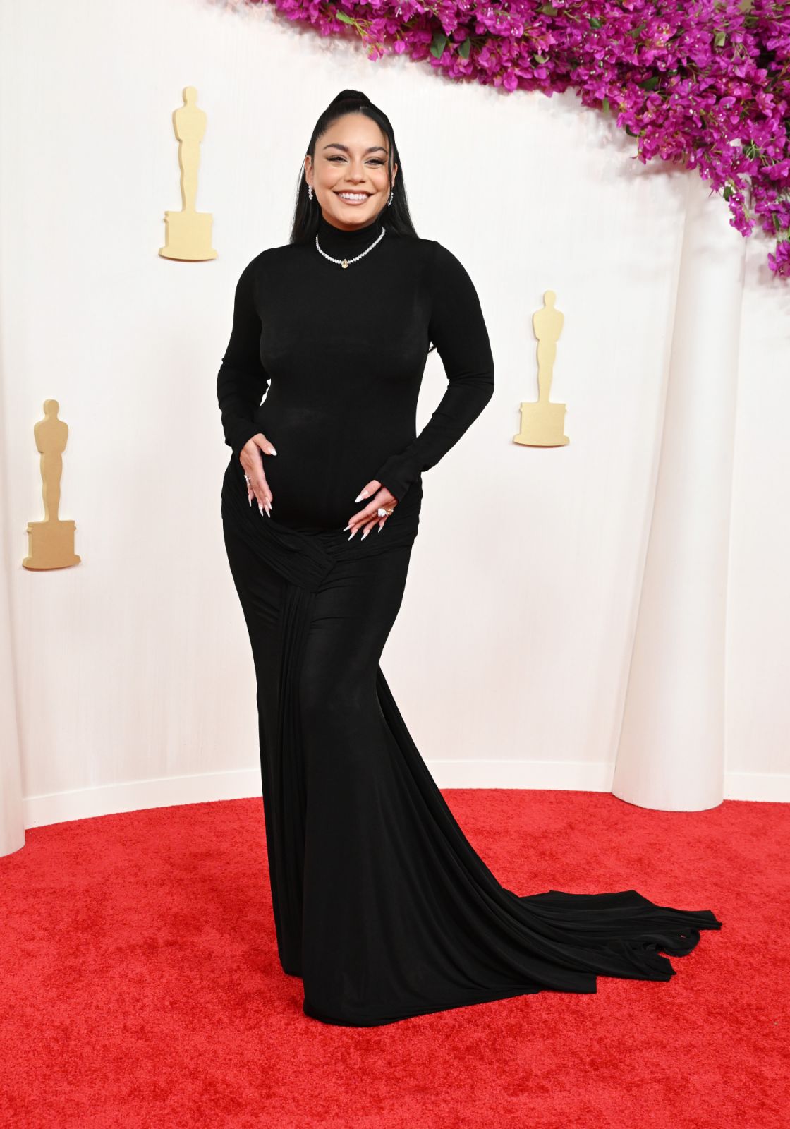 Vanessa Hudgens at the 96th Academy Awards (Photo: Getty Images)