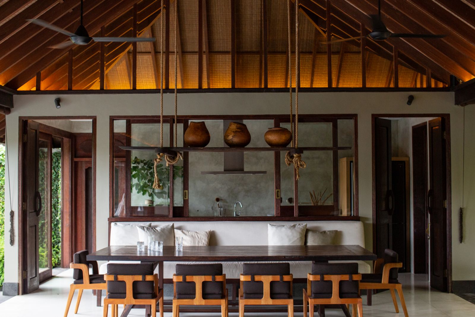 The spacious kitchen and dining area (Photo: Rumah Hujan)