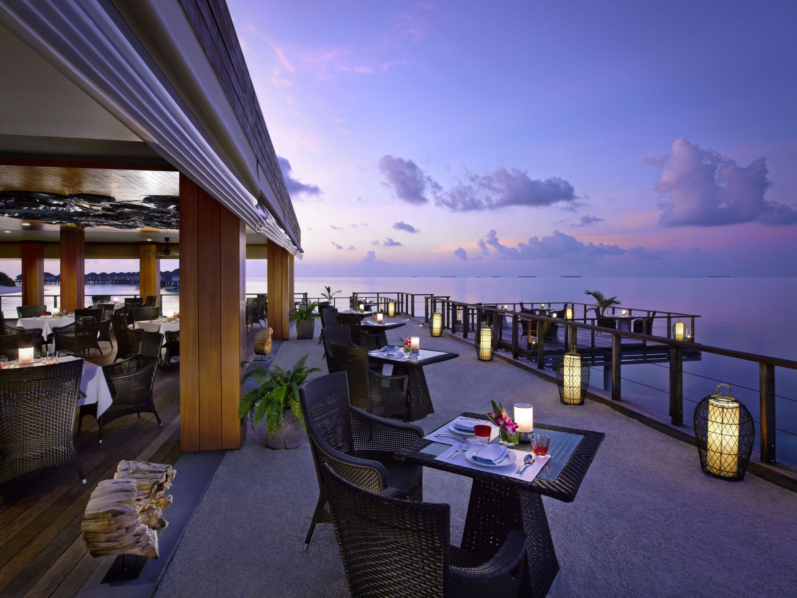 ห้องอาหารไทย Benjarong (เบญจรงค์) (ภาพ: Dusit Thani Maldives)