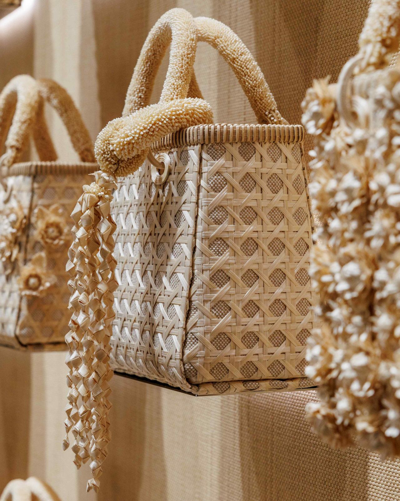 The beauty hidden in every single stage that shapes in filigree