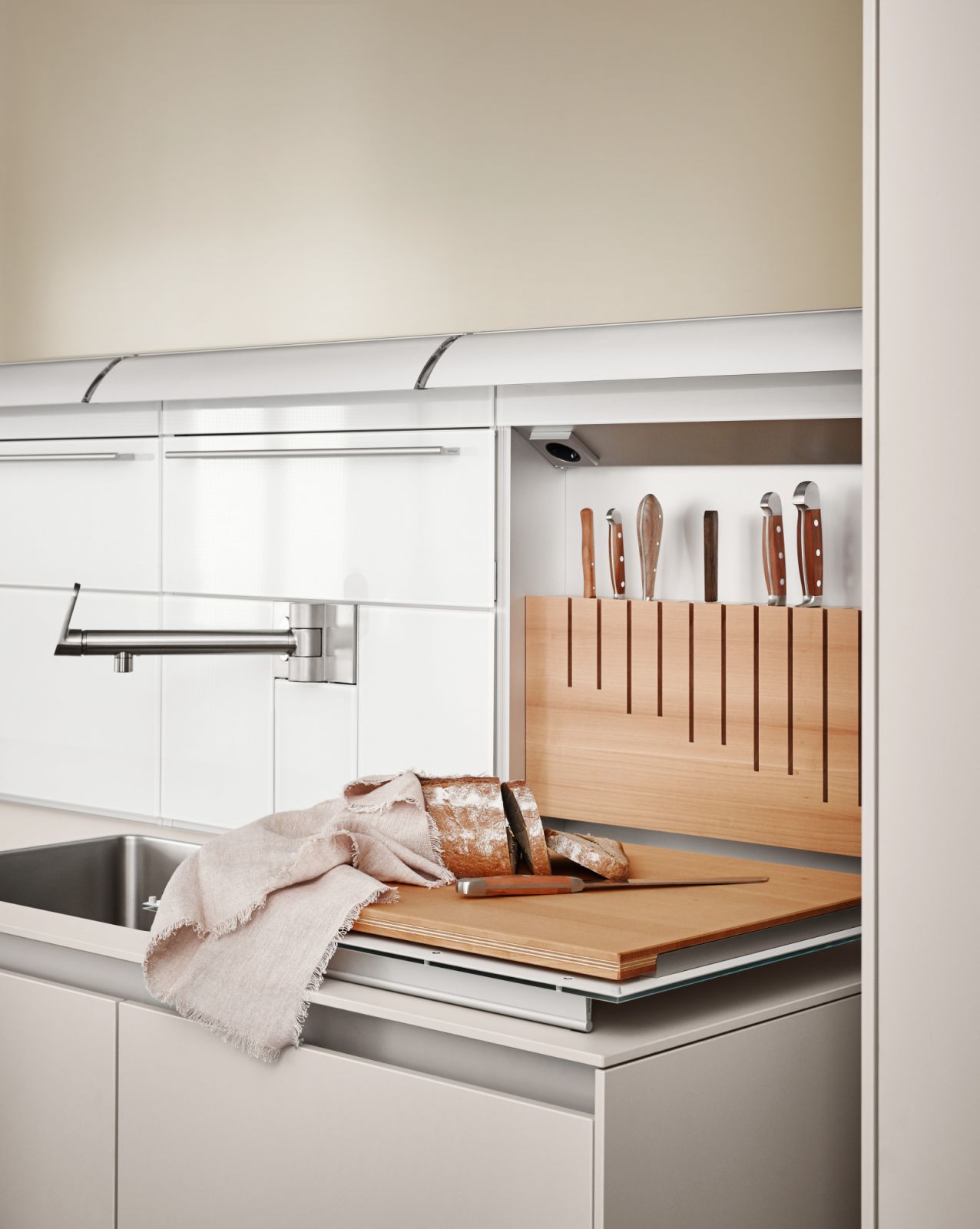 Fully adapted to each homeowner's needs, the B3 keeps all tools within reach