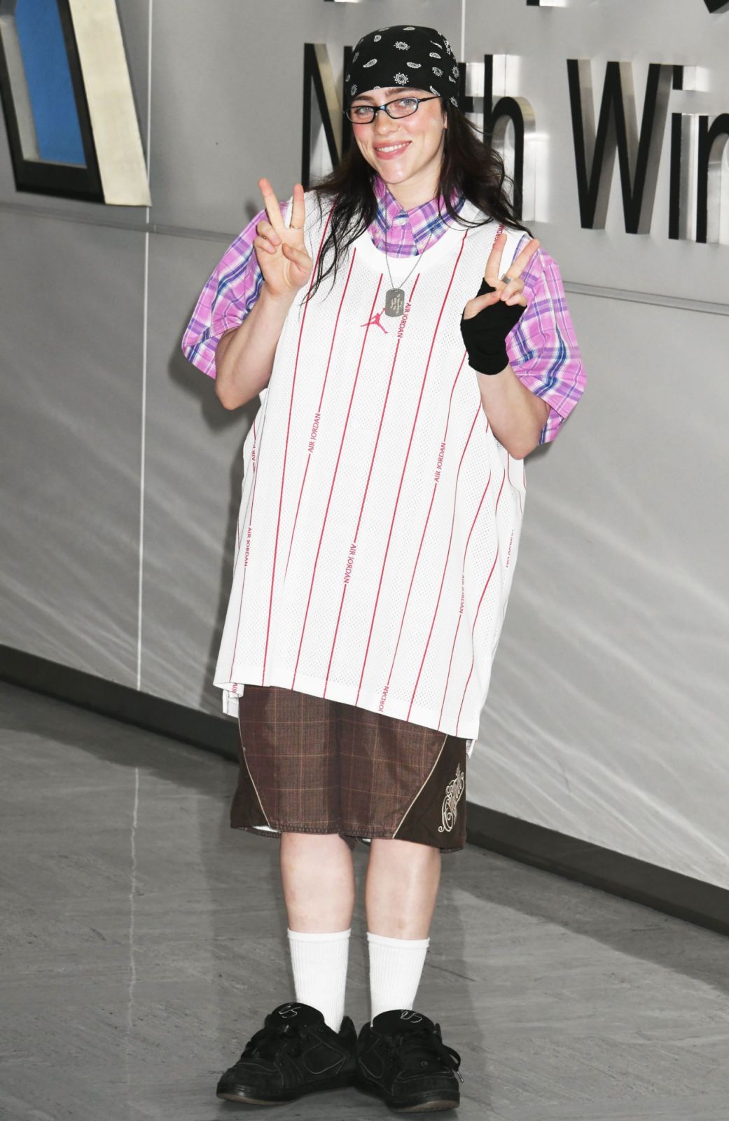 Billie Eilish in Narita, Japan (Photo: Getty Images)