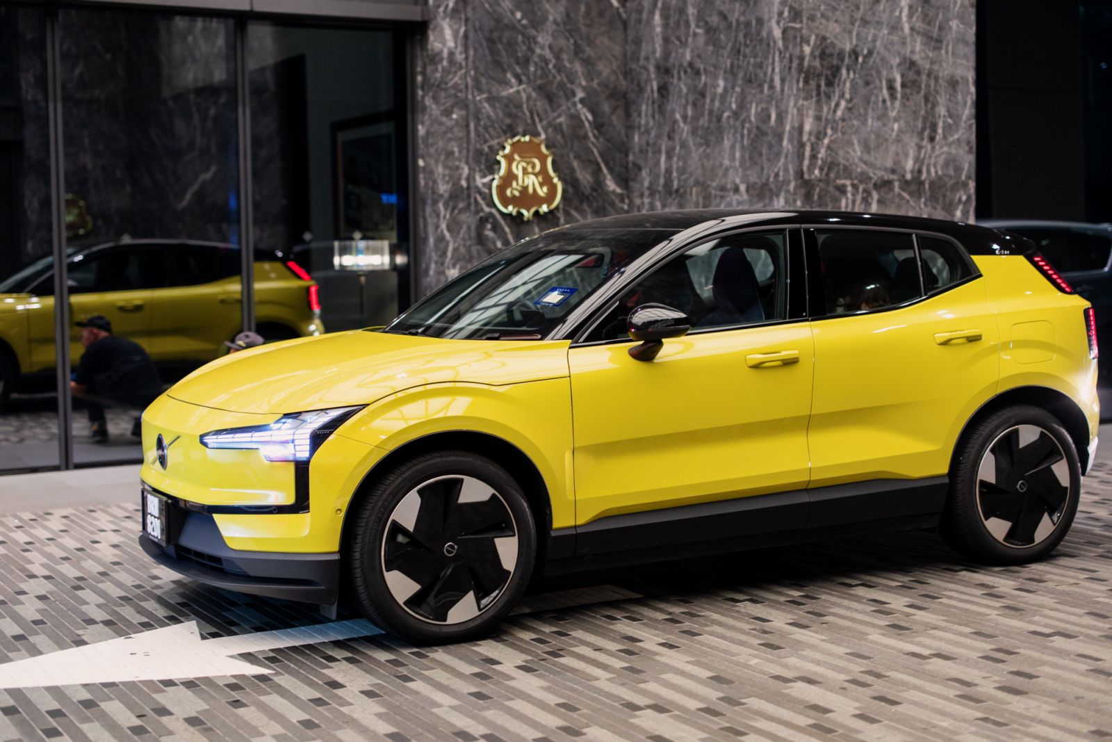 Despite its compact size, the Volvo EX30 offers a range of modern amenities, including advanced safety systems and a user-friendly infotainment setup