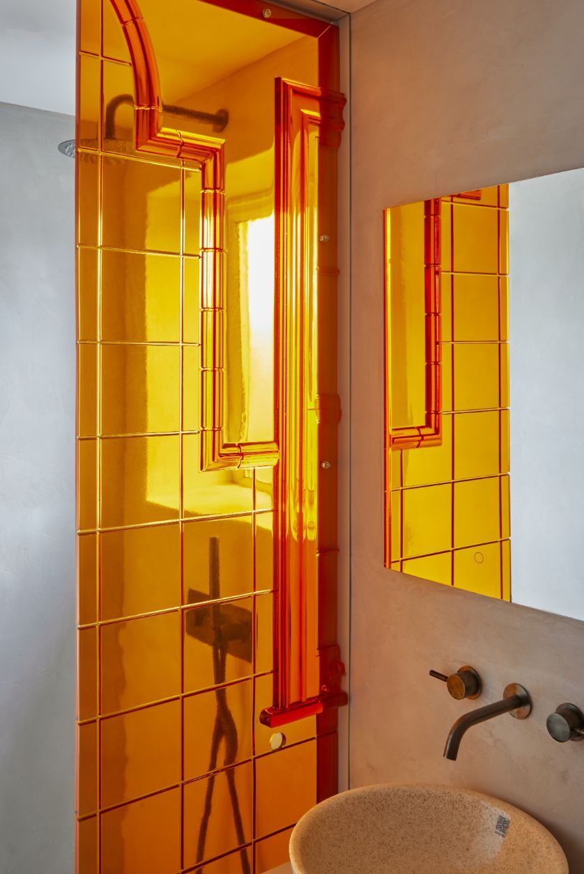 The recycled resin shower screen in the bathroom (Photo: Edmund Dabney)