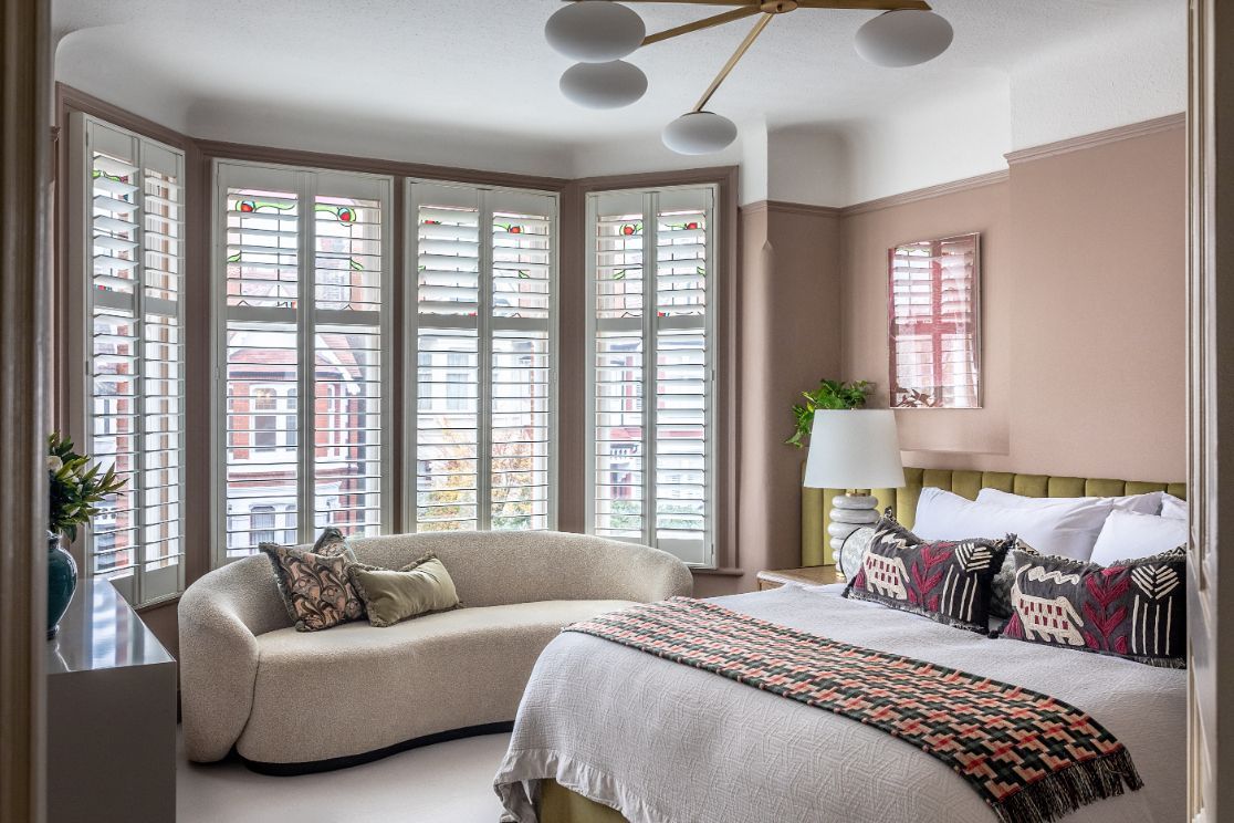 Soothing putty pink in the principal bedroom (Photo: Taran Wilkhu)