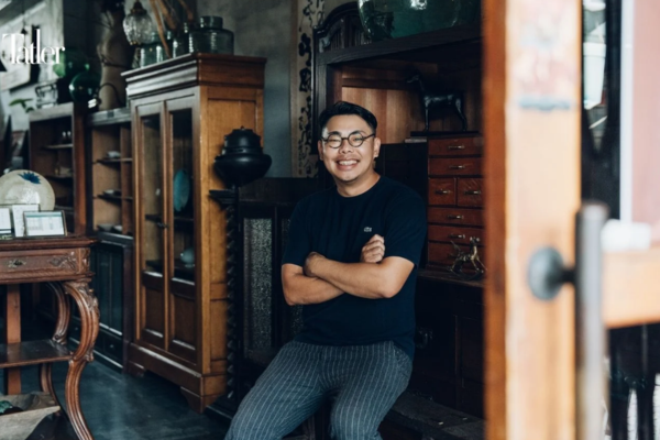葉家宏以鳥飛古物店為平台,展現他對台南文化的深厚情感。(Photo: ShaoYaoWei)