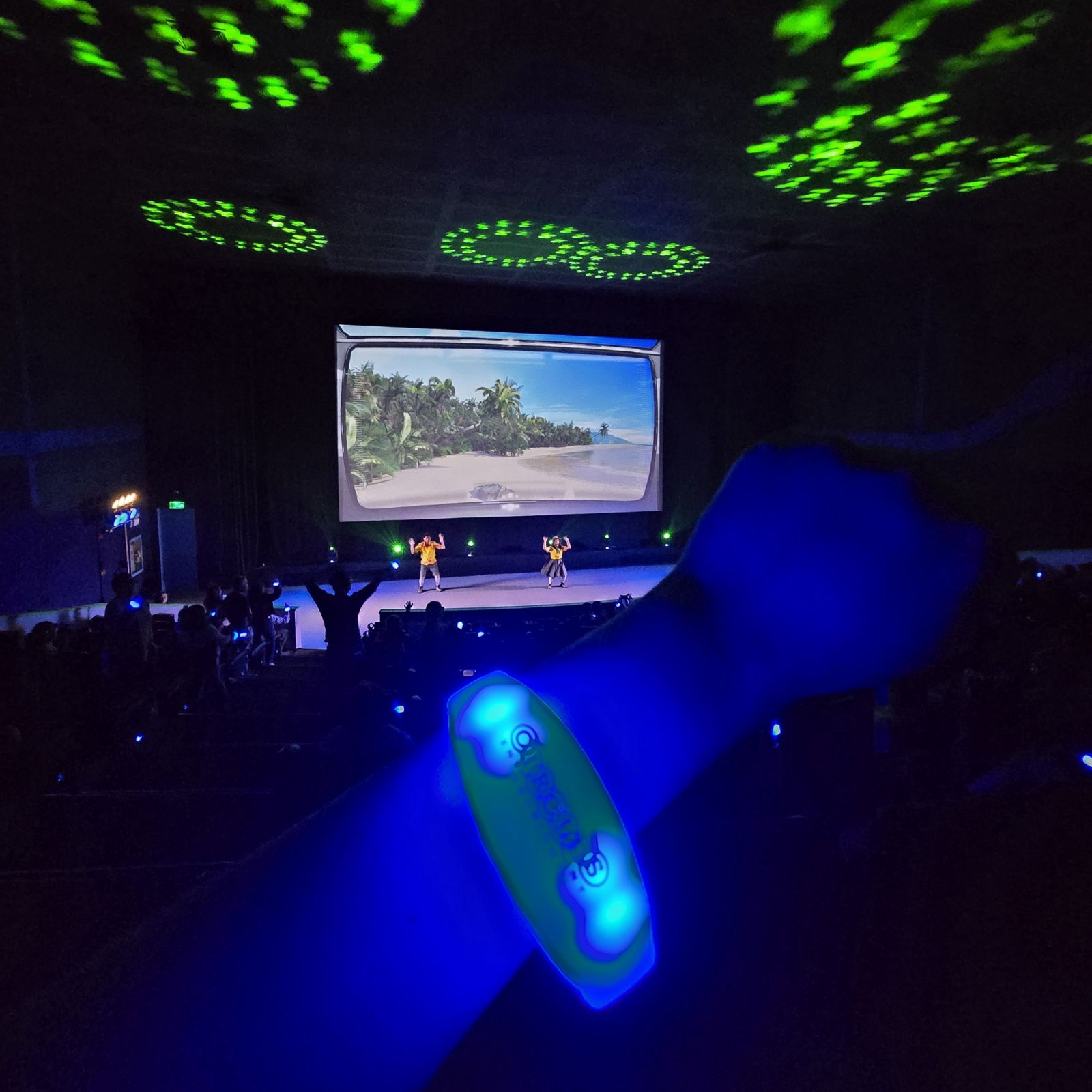 A glimpse of what audiences can experience during the 70-minute long show of Multisaurs (Photo: Ayala Malls Cinemas)