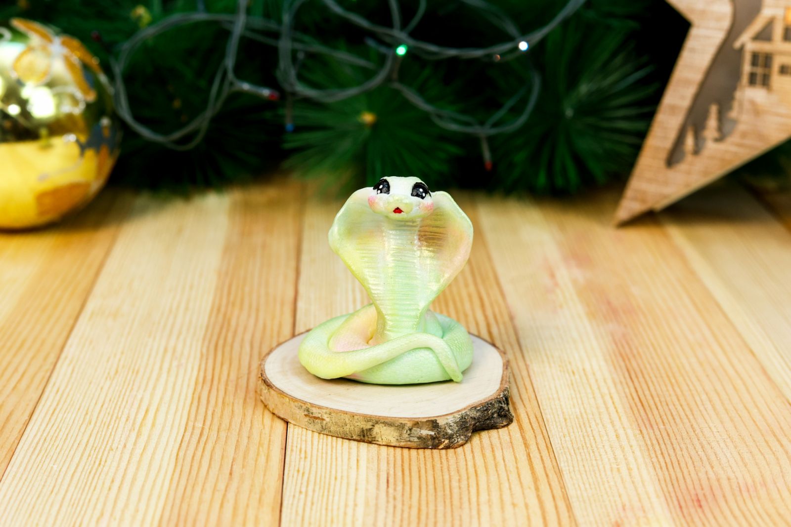 Handcrafted Soap Snake Figurines: Embracing the Spirit of the 2025 Year of the Snake, These Unique Creations Showcase Artistry and Symbolism, Perfect Celebrating New Beginnings and Cultural Traditions.