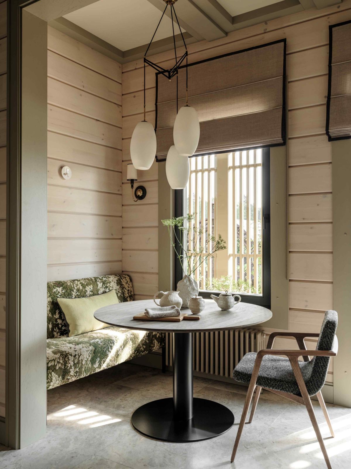 The cosy breakfast nook