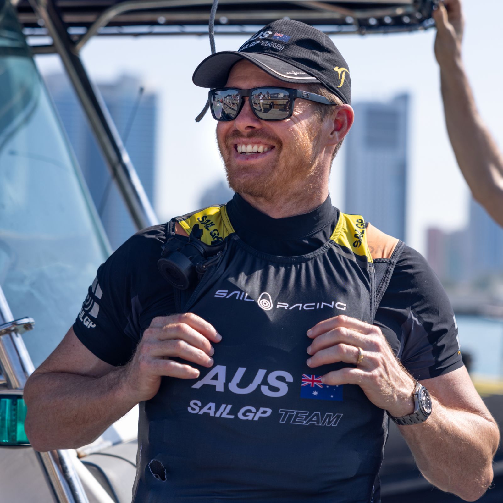 勞力士代言人湯姆‧史林斯比(Tom Slingsby),在國際帆船大獎賽澳洲隊(Australia SailGP Team)擔任首席執行官兼舵手 (Photo: Rolex)
