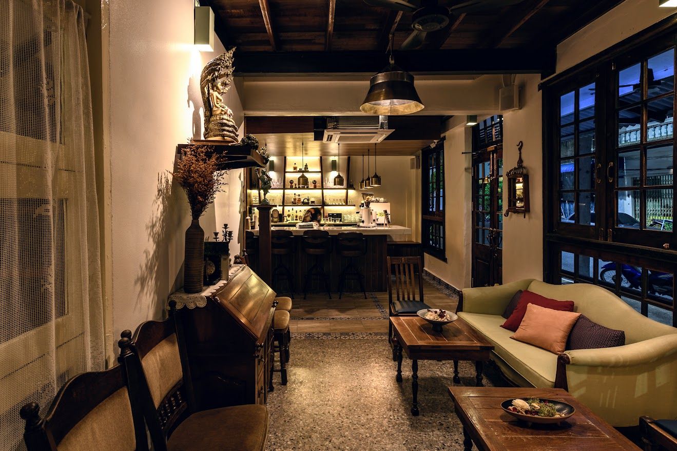 Hanuman Boutique Stay อำเภอหาดใหญ่ จังหวัดสงขลา หนึ่งในผลงานการออกแบบบูติกโฮเทลของ วรพันธุ์ คล้ามไพบูลย์ (ภาพ: Supergreen Studio)