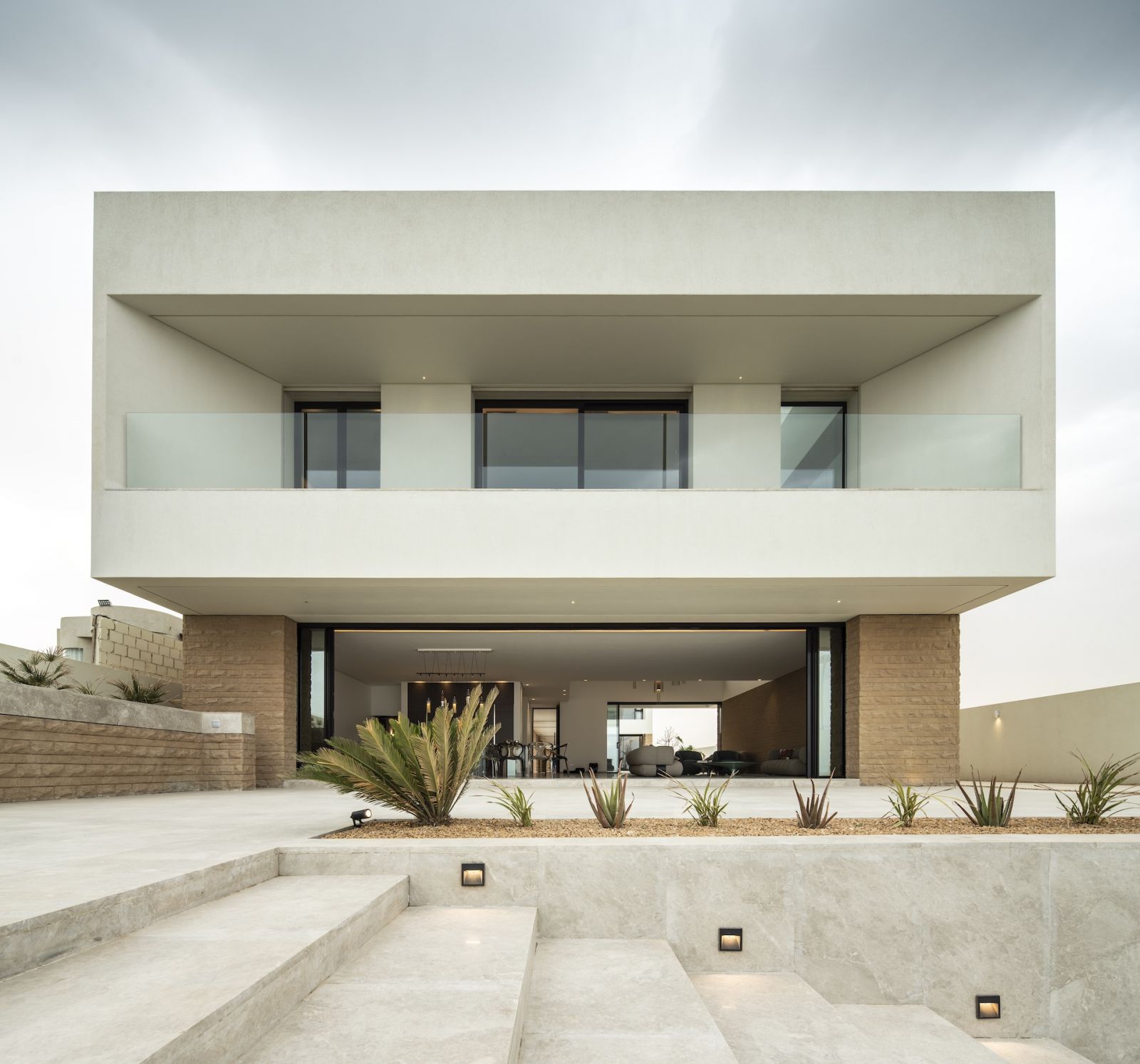 Omani stone used in the outdoor areas, balancing elegance with durability
