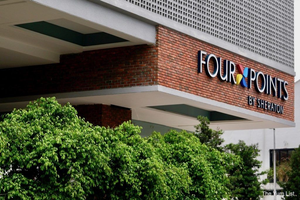 sign of four points