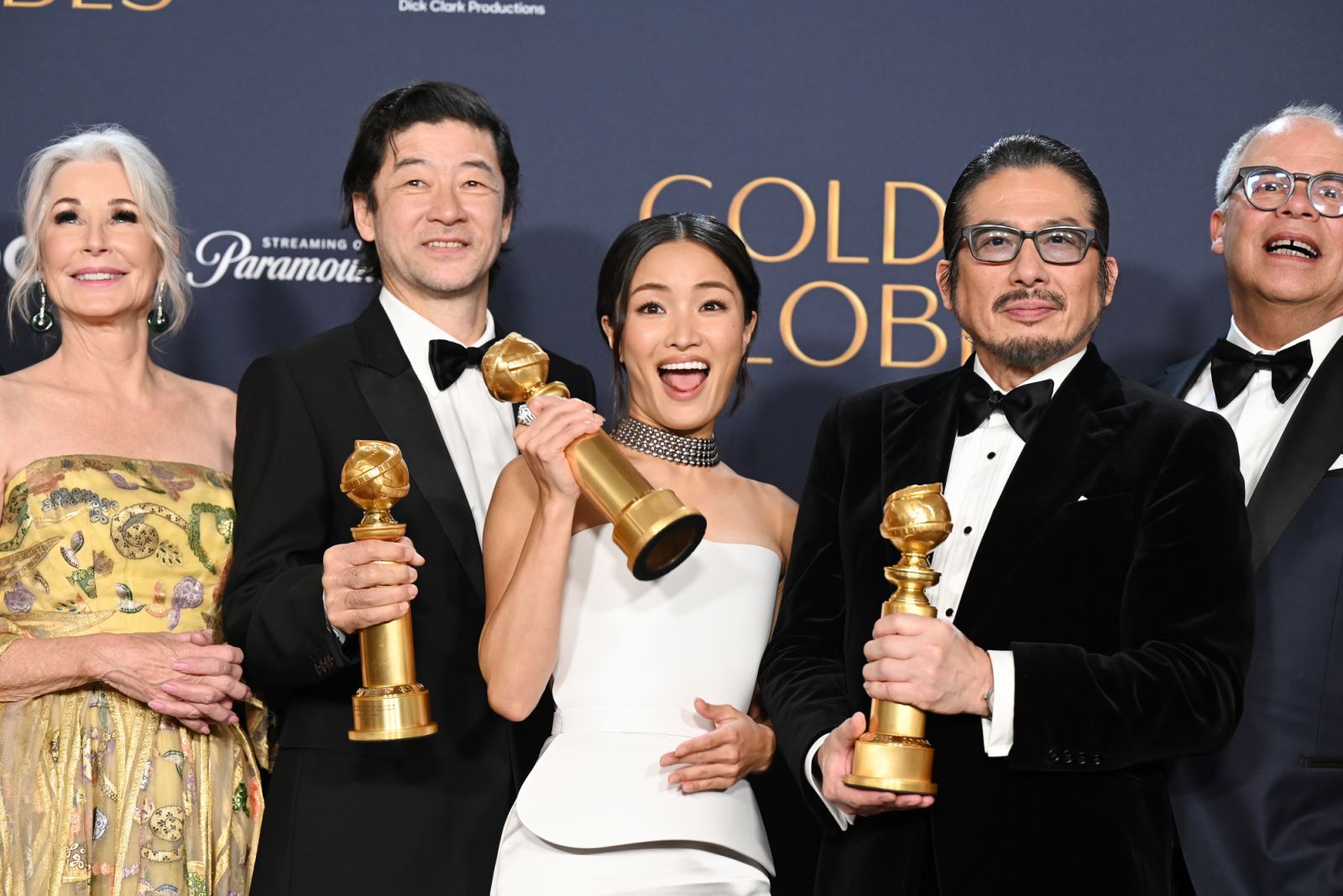 Michaela Clavell, Tadanobu Asano, Anna Sawai, Hiroyuki Sanada, Edward McDonnell win the Best Television Series - Drama Award for "Shogun" during the 82nd Annual Golden Globes held at The Beverly Hilton on January 05, 2025 in Beverly Hills, California.. (Photo by Gilbert Flores/GG2025/Penske Media via Getty Images)