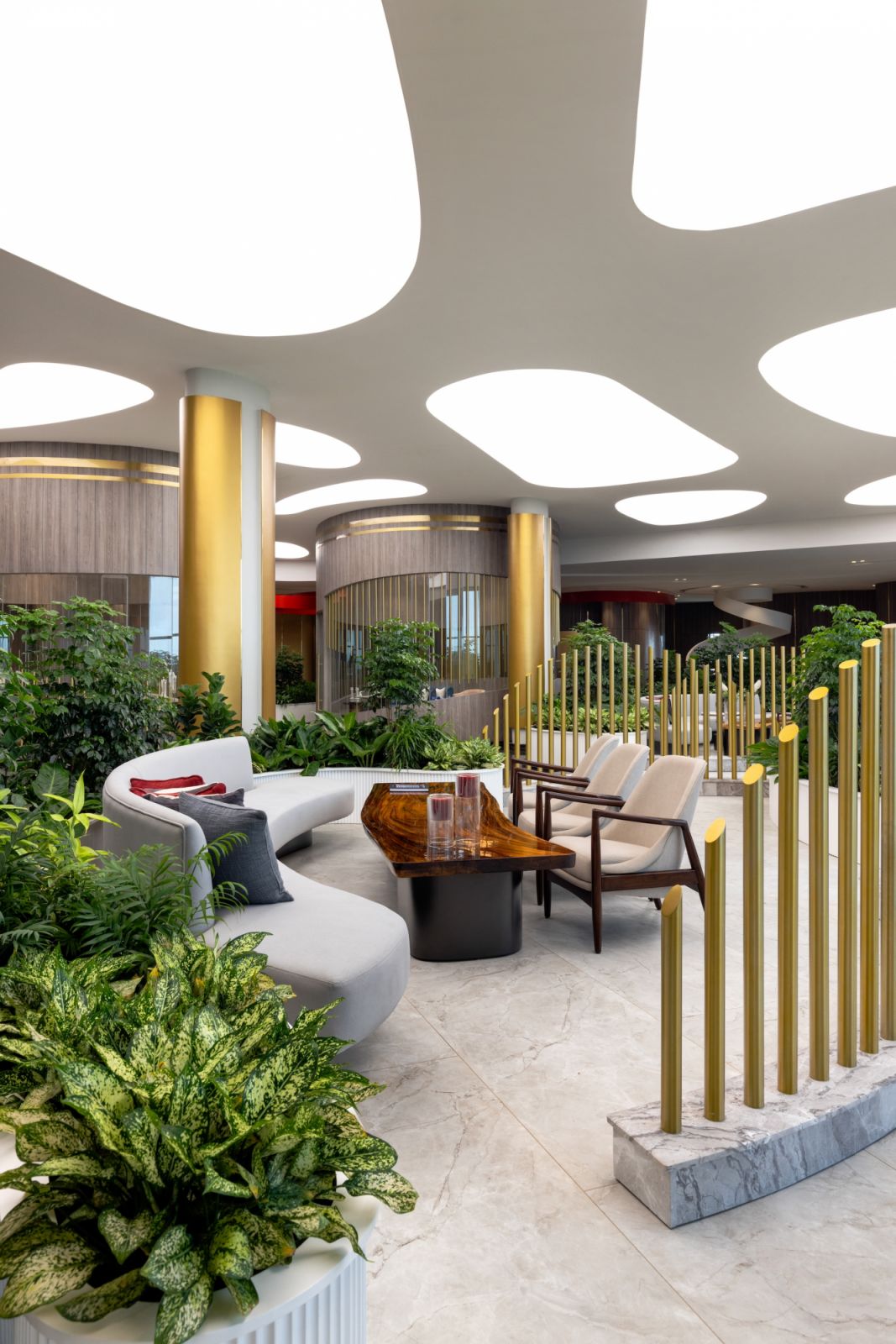 Statement lighting makes a dramatic sculpture in the hands of Confluence (Photo: Confluence)