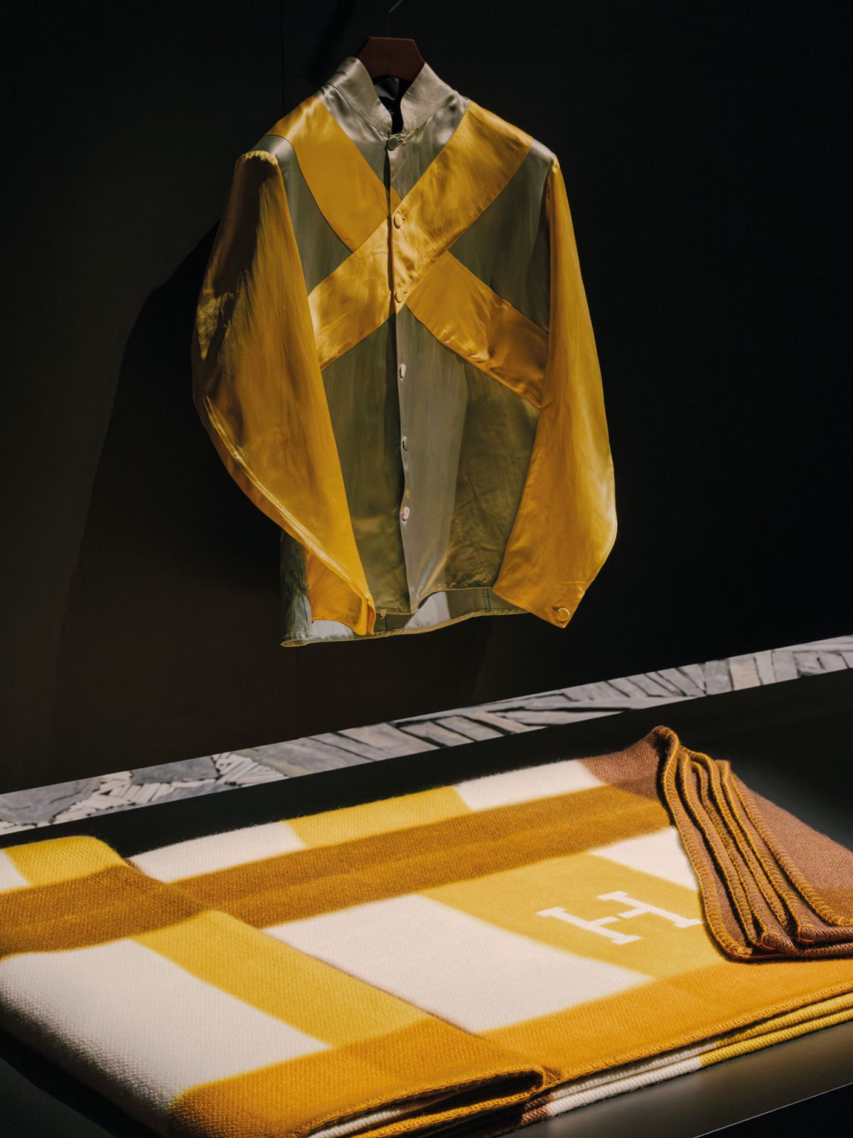 The jockey’s blouse from the ‘50s