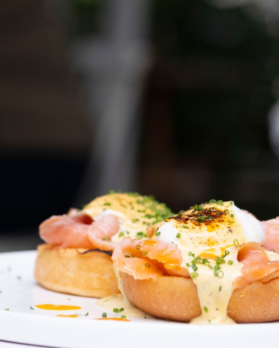 Cream cheese smoked salmon with poached eggs (Photo: Facebook/ Carrotsticks & Cravings)