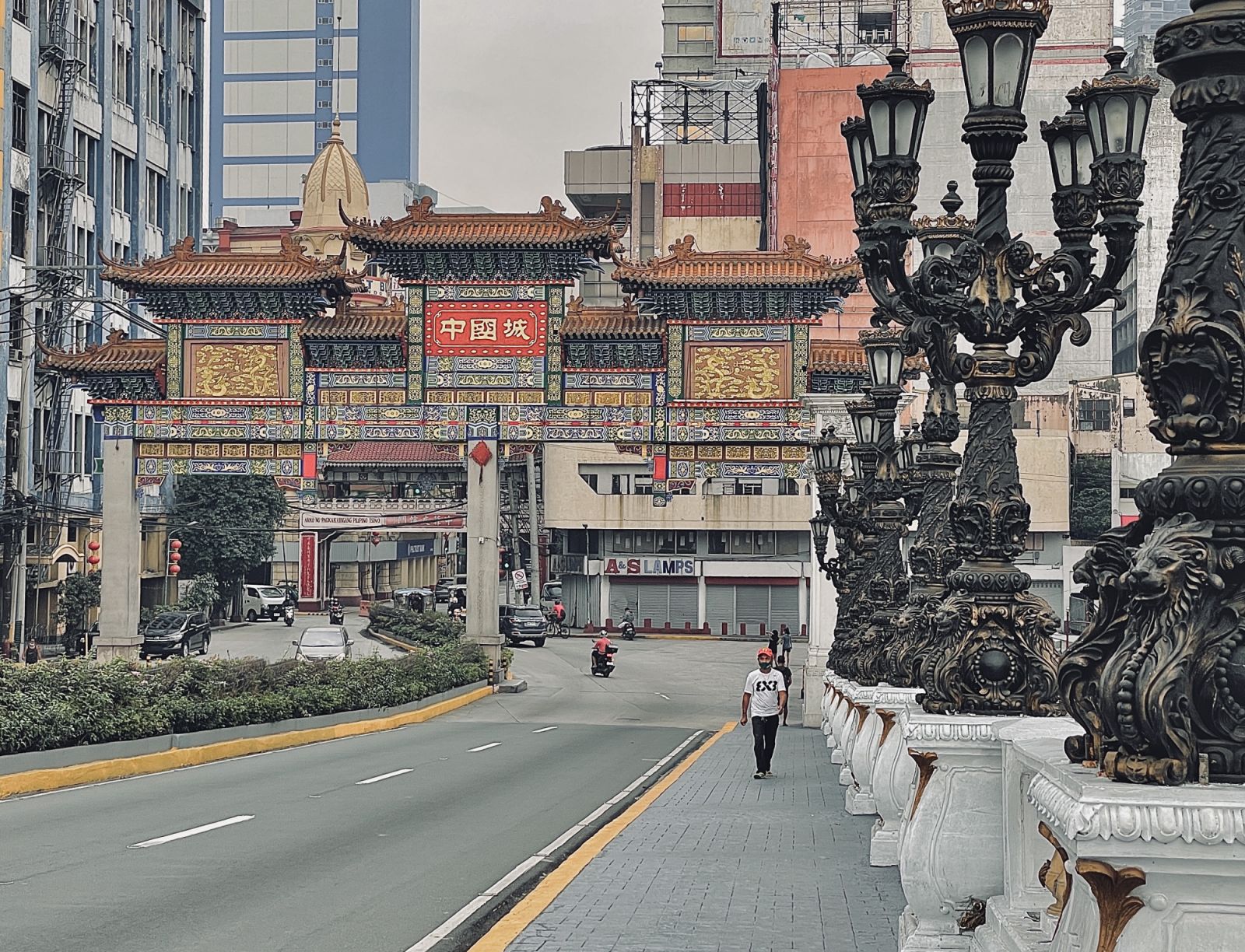New Binondo-Chinatown Arch (Photo: Flickr / Erickson Tungpalan)