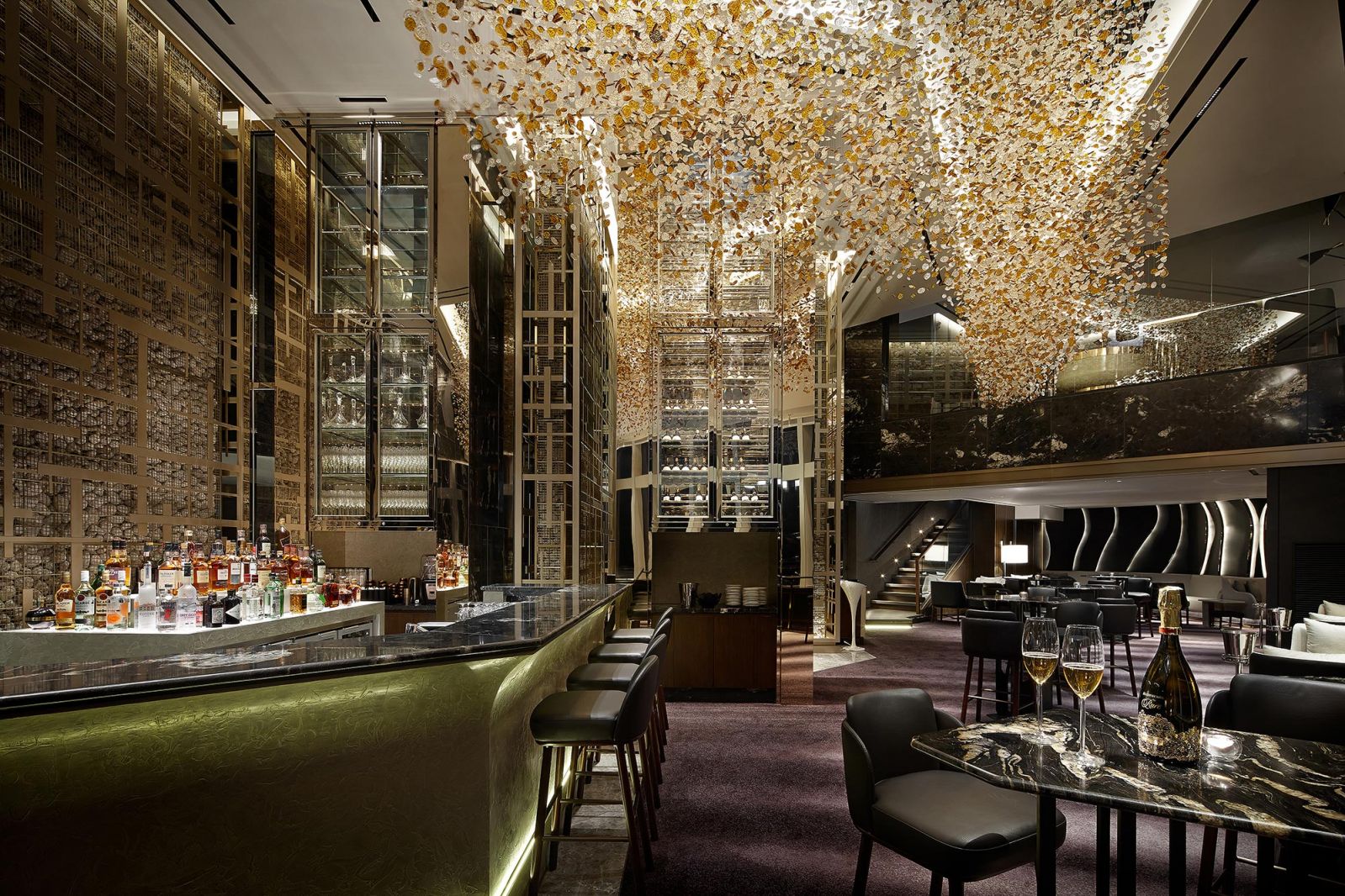 Signiel Seoul bar