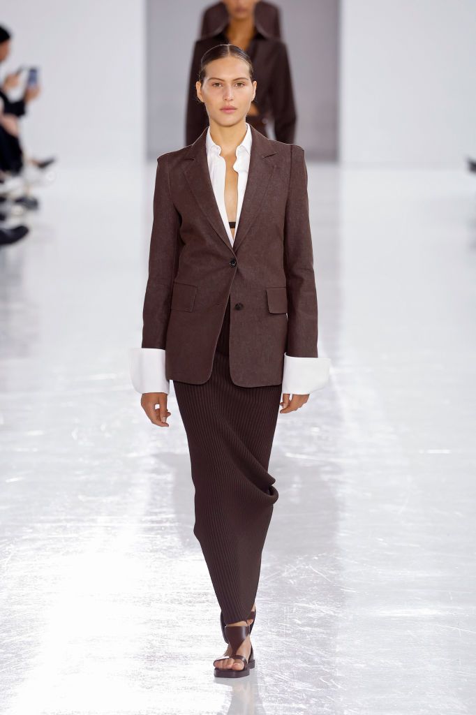 MILAN, ITALY - SEPTEMBER 19: A model walks the runway at the Max Mara fashion show during the Milan Womenswear Spring/Summer 2025 on September 19, 2024 in Milan, Italy. (Photo by Estrop/Getty Images)