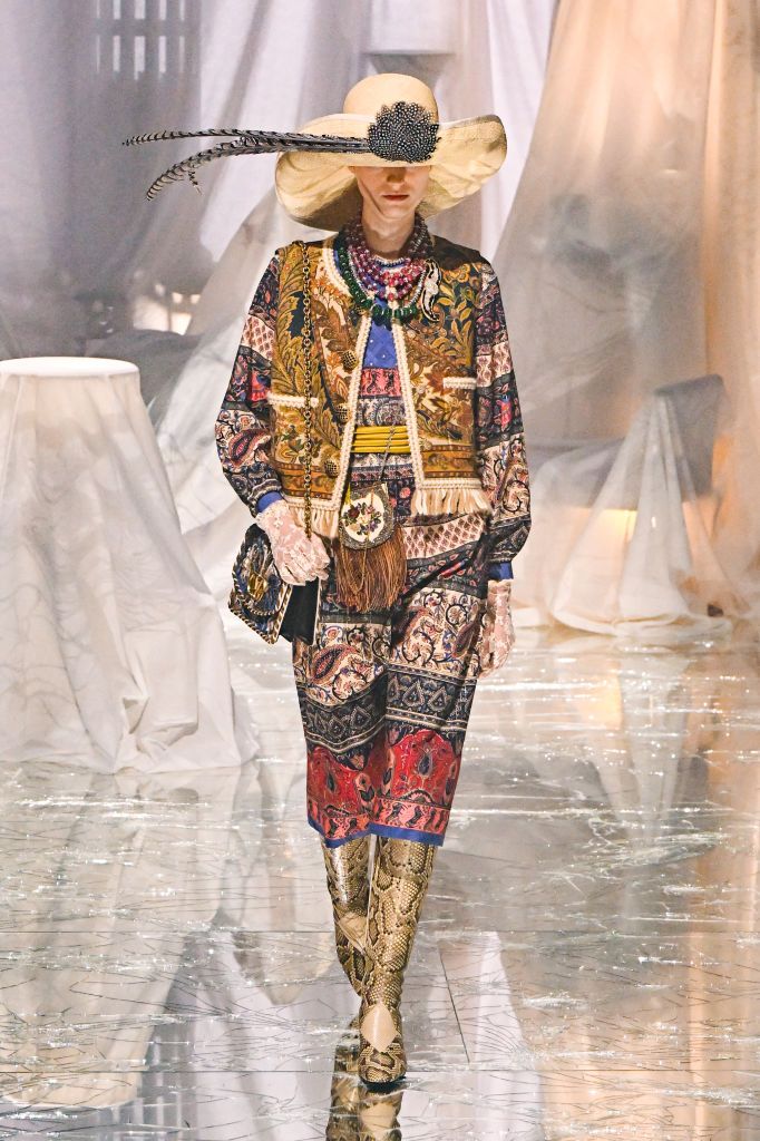 PARIS, FRANCE - SEPTEMBER 29: (EDITORIAL USE ONLY - For Non-Editorial use please seek approval from Fashion House) A model walks the runway during the Valentino Paris Womenswear Spring-Summer 2025 show as part of Paris Fashion Week on September 29, 2024 in Paris, France. (Photo by Stephane Cardinale - Corbis/Corbis via Getty Images)