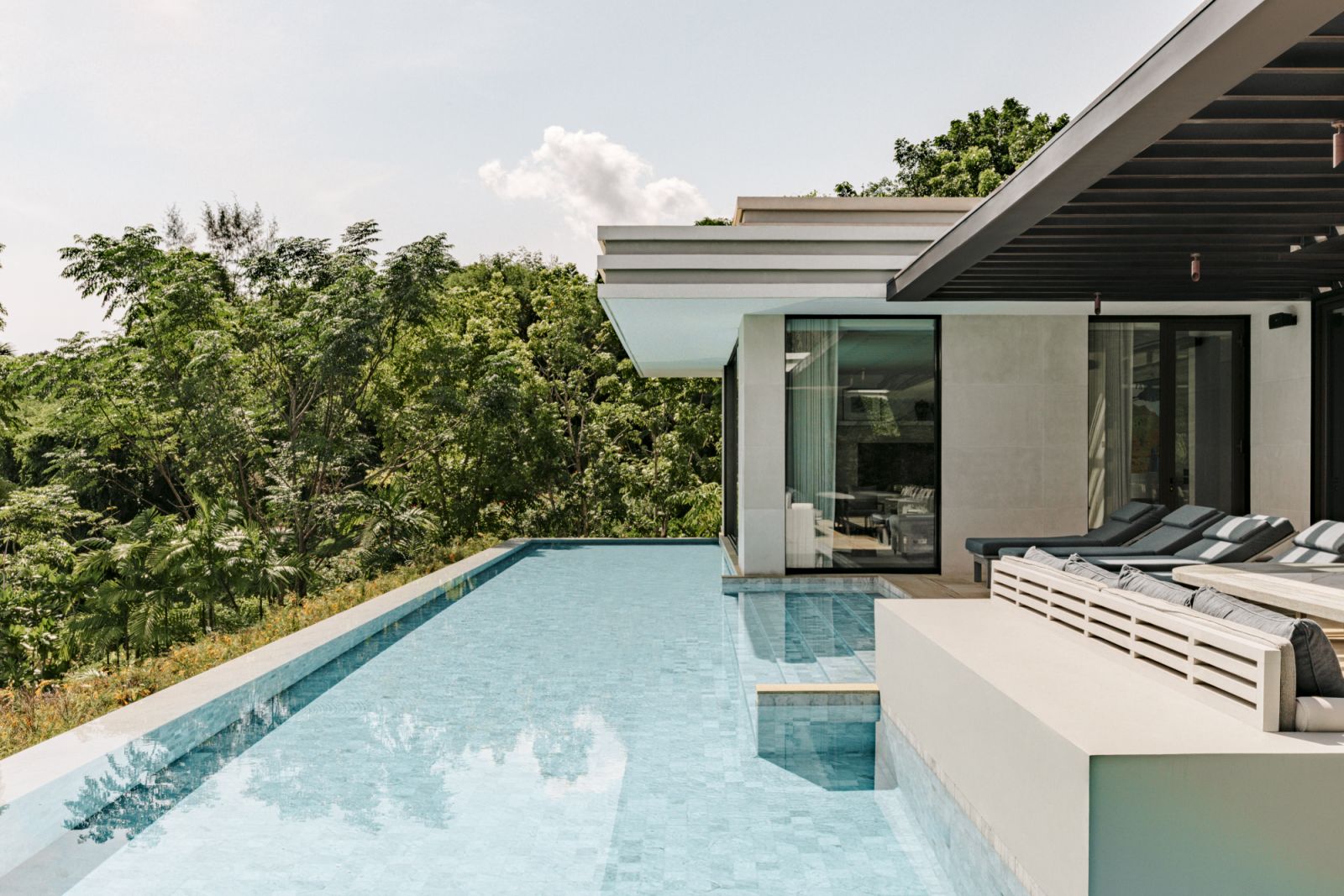 The Palm House โรสวูด ภูเก็ต วิลล่าระดับลักชัวรี ที่พร้อมยกระดับประสบการณ์การพักผ่อน (ภาพ: โรสวูด ภูเก็ต)