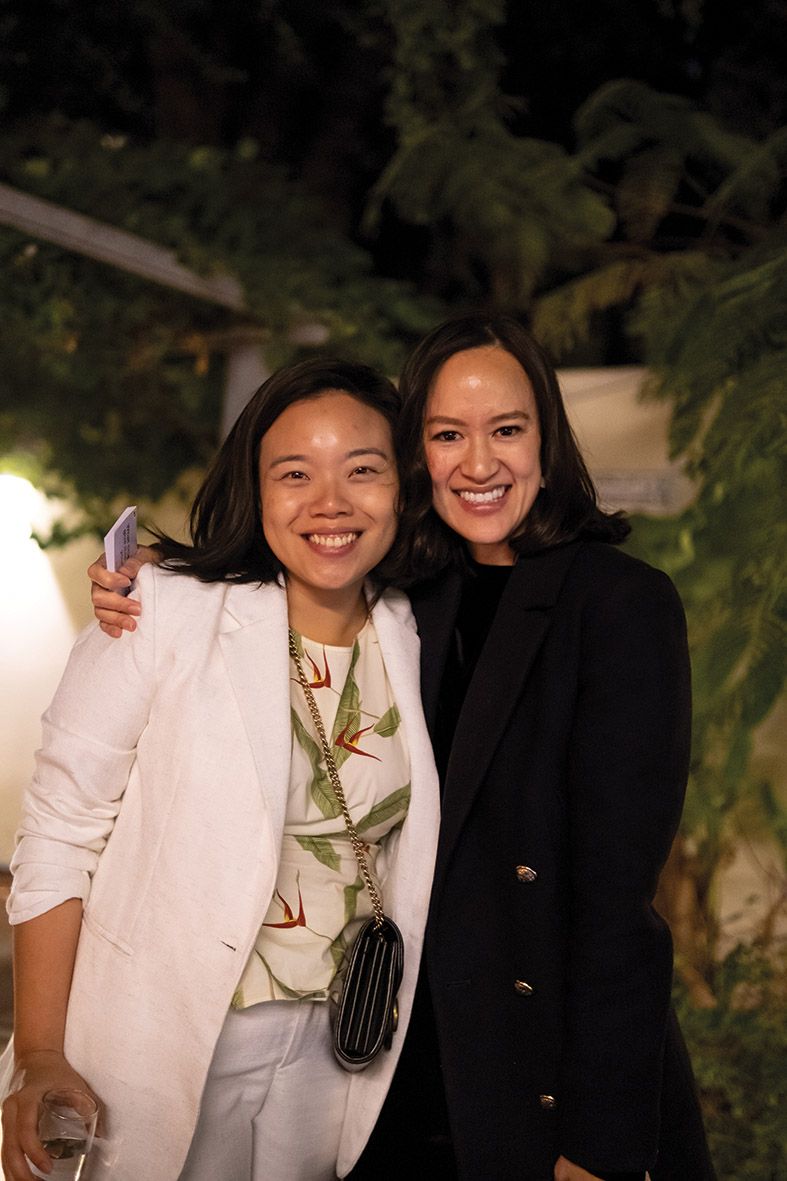 Liying Tay (pictured left) and Julie Nguyen, co‐founders of
Crunchmoms
